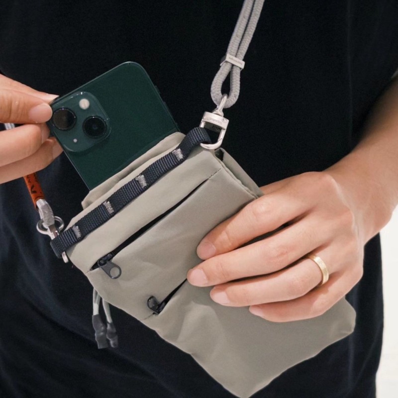 Men Slim Fit Crossbody Phone B - đánh giá và giá Phone Accessories For Men